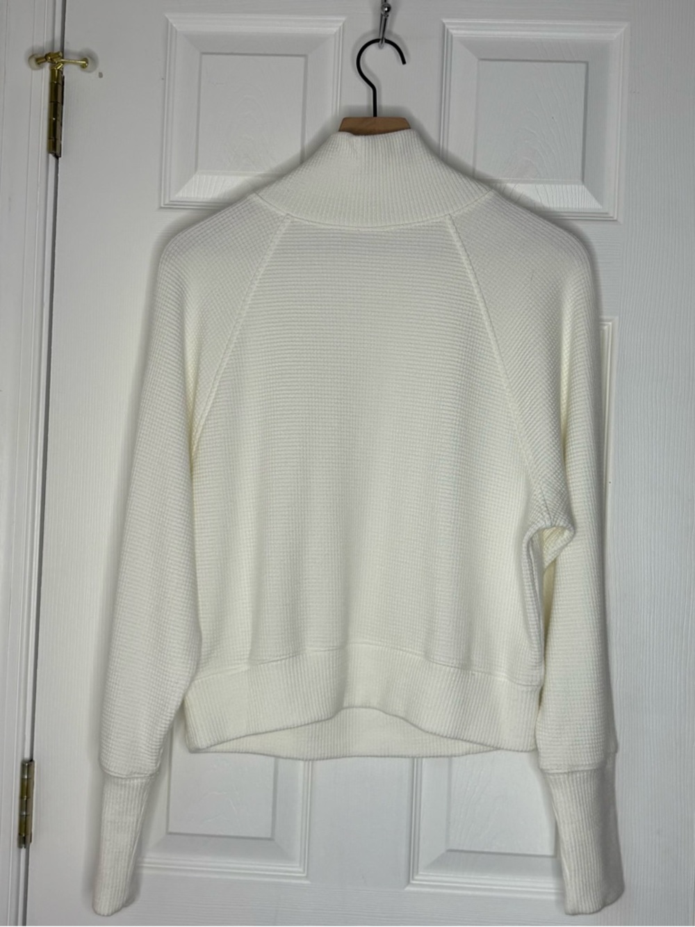 Alo Waffle Weekend Escape Mock Neck Sweater and Jogger Set, lvory XS 🧇 - Picture 8 of 16